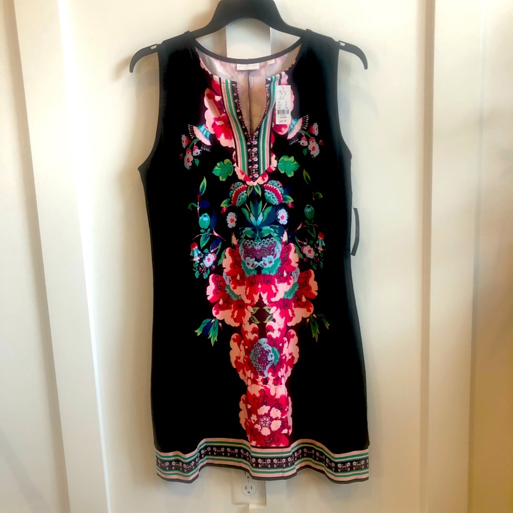 NWT - Floral shift dress